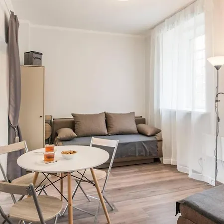 Latgales139 6 Park In Front Of The House Free Parking Behind The Fence Self Check In Out * Рига