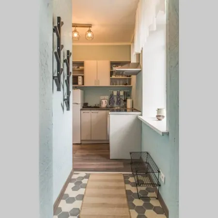 Апартаменти Latgales139 6 Park In Front Of The House Free Parking Behind The Fence Self Check In Out Рига