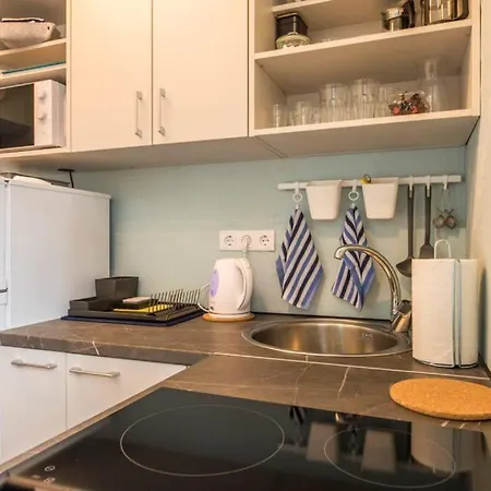 Latgales139 6 Park In Front Of The House Free Parking Behind The Fence Self Check In Out Ryga